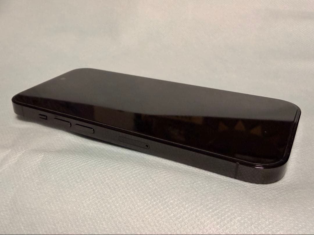 【極美品】Apple iPhone 14 Pro スペースブラック