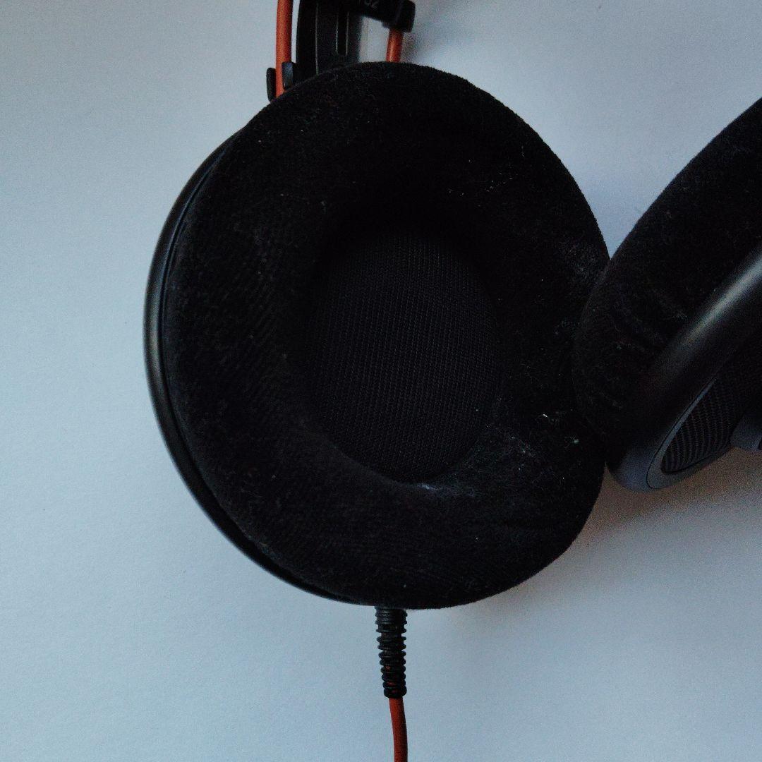 ヘッドホン AKG K712