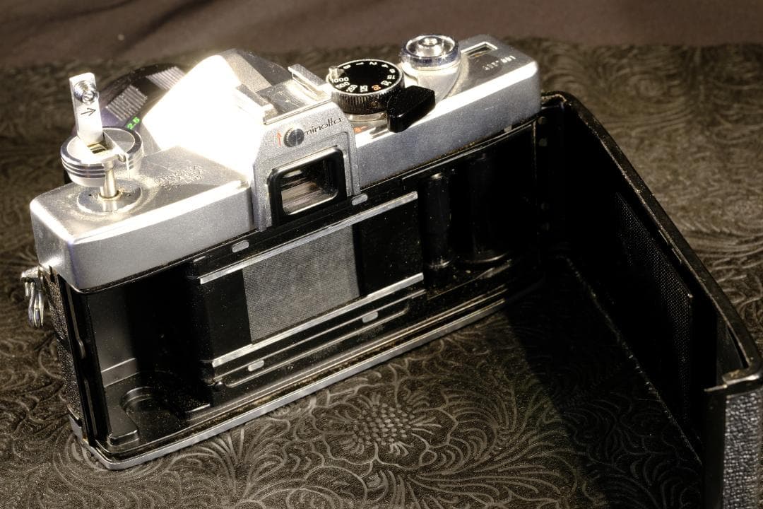 【希少・完動】東芝 EE-101 露出計(赤/青点灯)＋Minolta SR-1