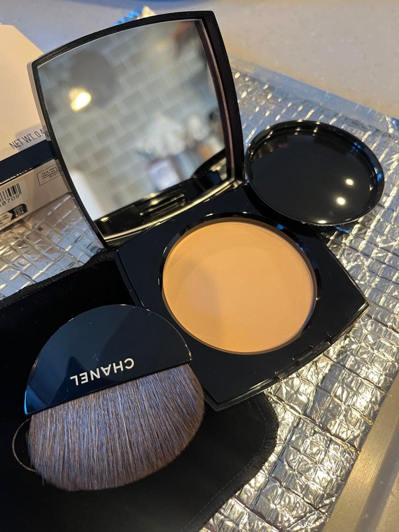 CHANEL レベージュ ヘルシーグロウ パウダーB10