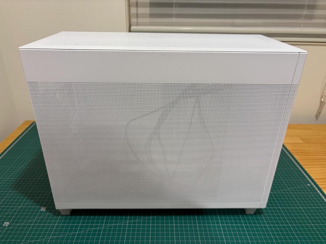 ASUS PRIME CASE MESH ホワイトエディション
