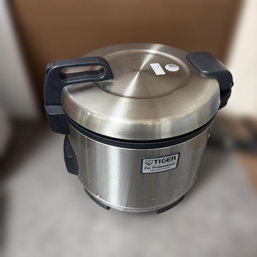 美品　TIGER 炊飯・電気100V保温ジャー器JNO-A270