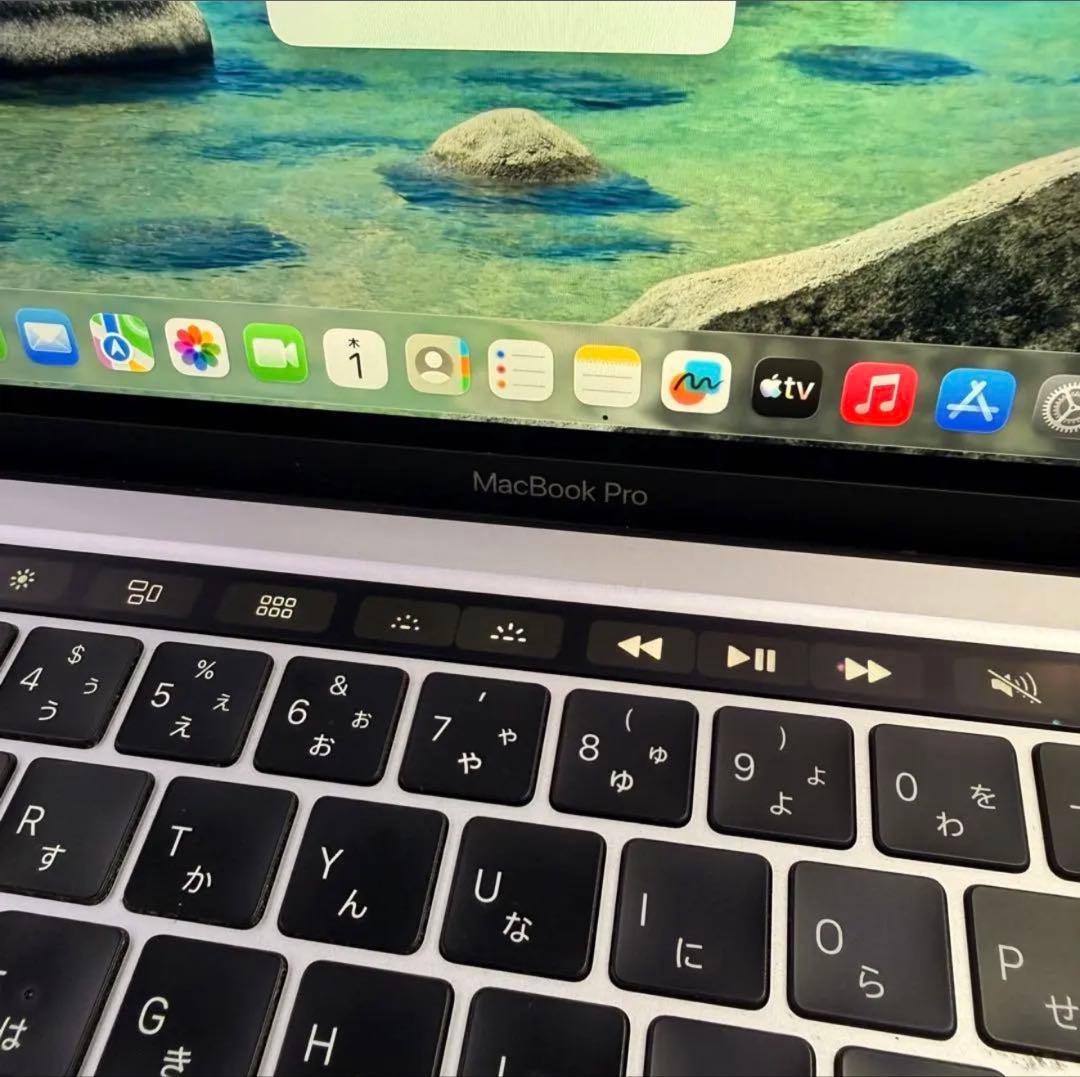 Apple MacBookPro 2020モデル　16GB/512GB