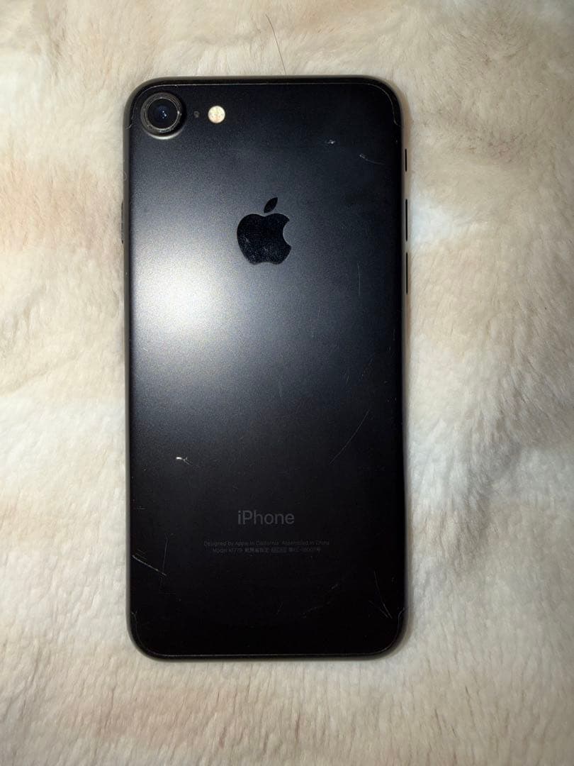 iPhone 7 ブラック 本体
