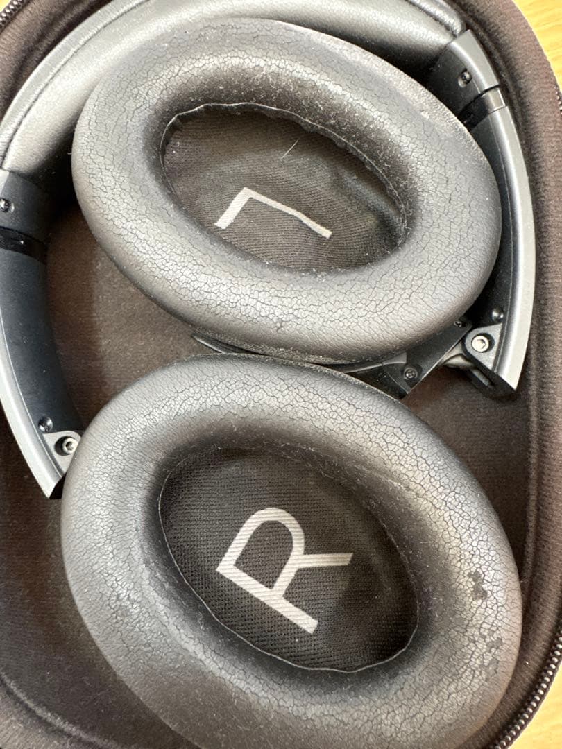 Bose QuietComfort 45 QC45 イヤーパッド劣化あり