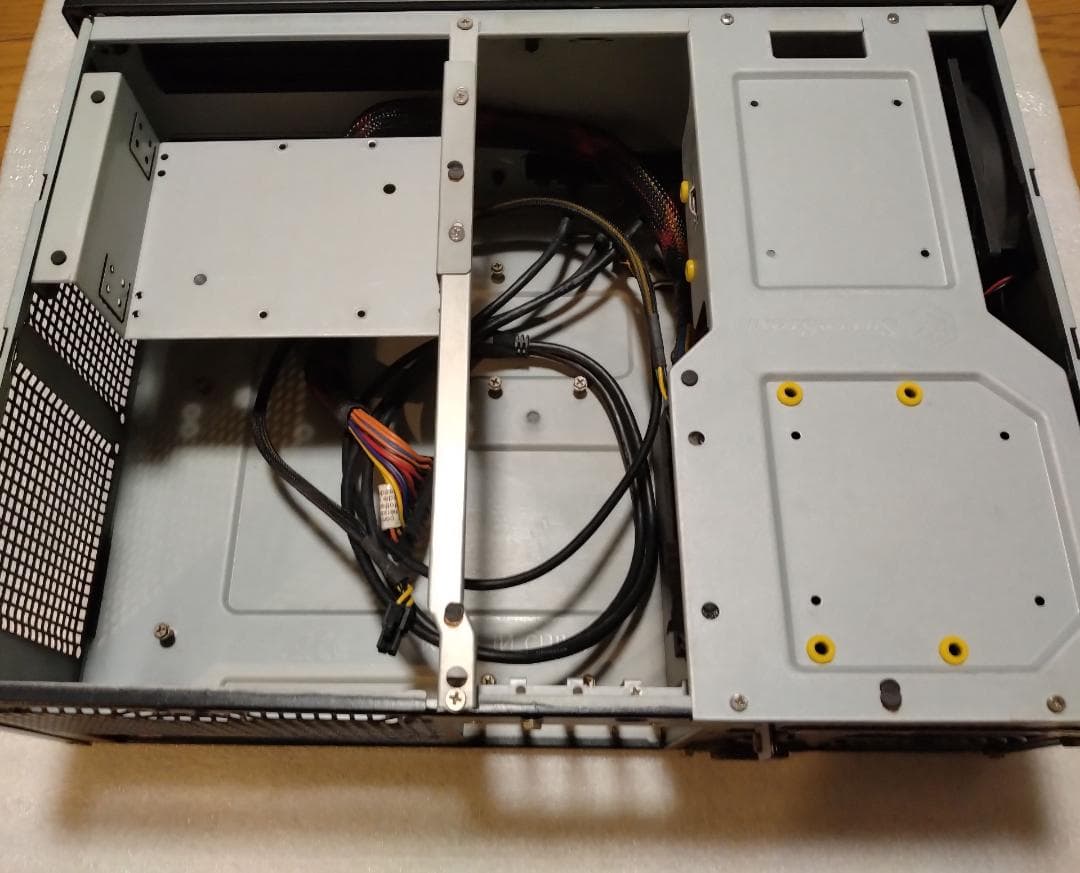 SilverStone 横置きPCケース SST-GD05B-USB3.0