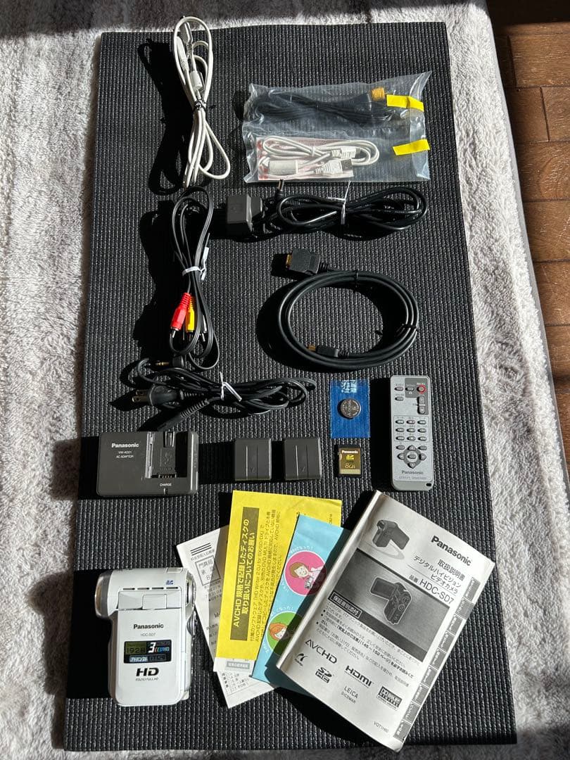 Panasonic パナソニックビデオカメラ HDC-SD7-W&三脚セット美品