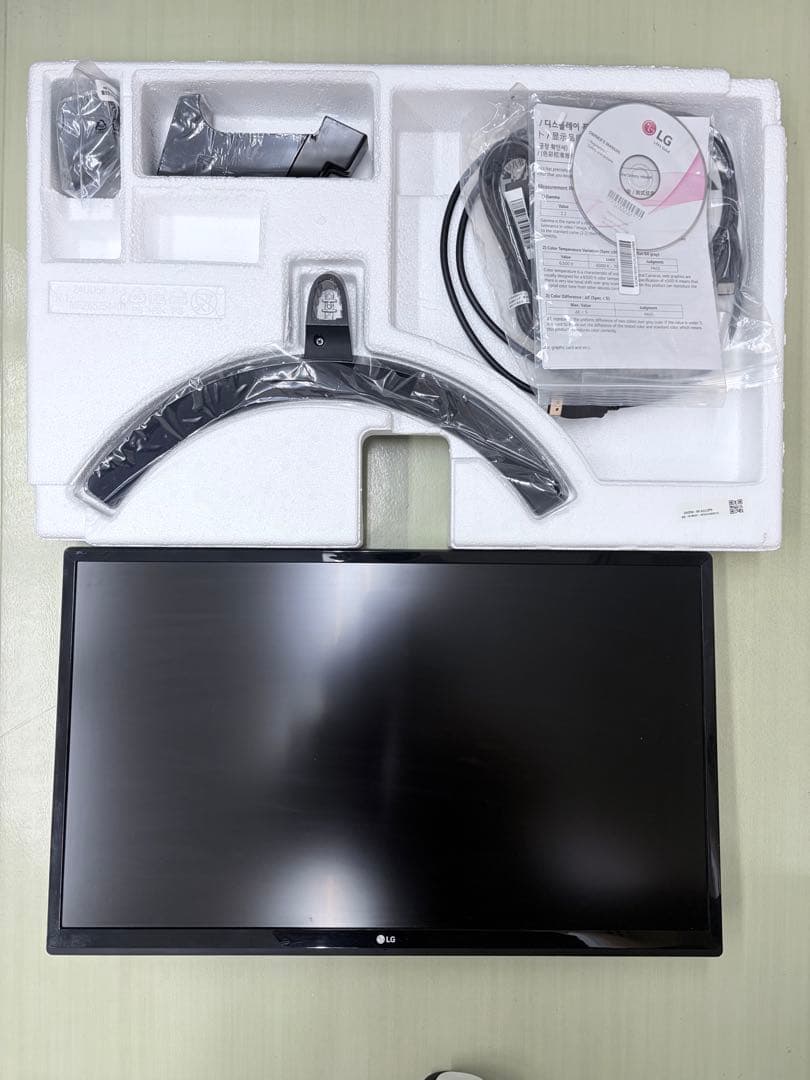 LG 24UD58 24インチ 4Kモニター　中古美品