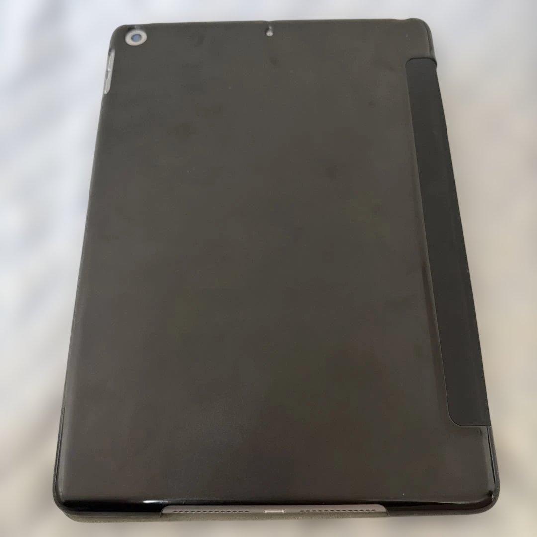 iPad ブラック 三つ折りカバー付き