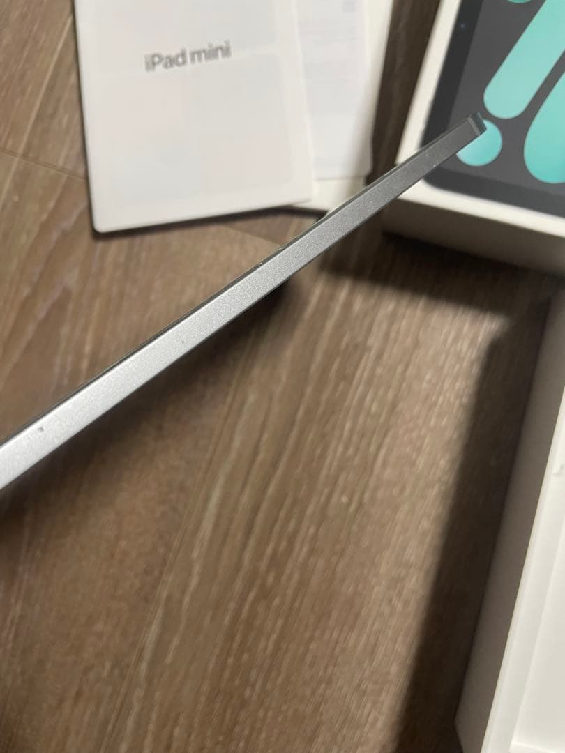 Apple iPad mini 8.3インチ シルバー 本体