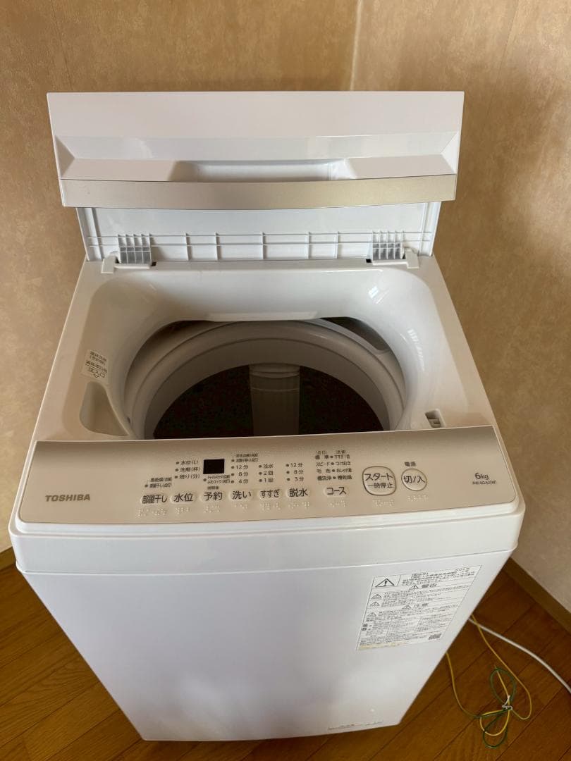 2024年式　洗濯機 6kg 東芝 ピュアホワイト AW-6GA2 新品同様