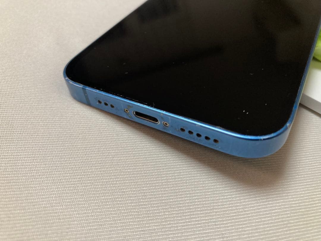 ＊iPhone 13 ブルー 128 GB SIMフリー　中古　本体　箱付き＊