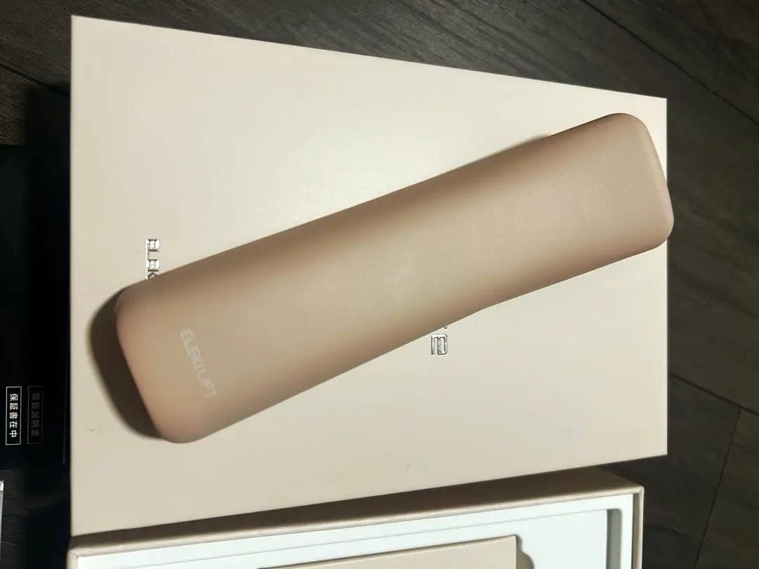 ELEKILIFT 美顔器 エレキリフト ピンク 2026年1月発売 使用少