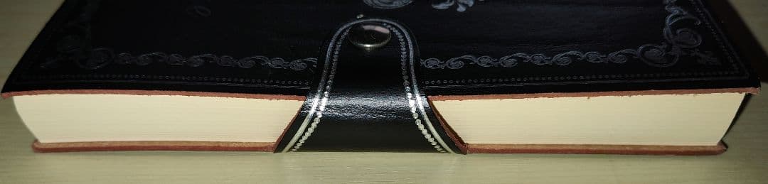 【未使用品】イタリア製 フィレンツェ 手帳・メモ帳 黒色 革使用 希少・レア品