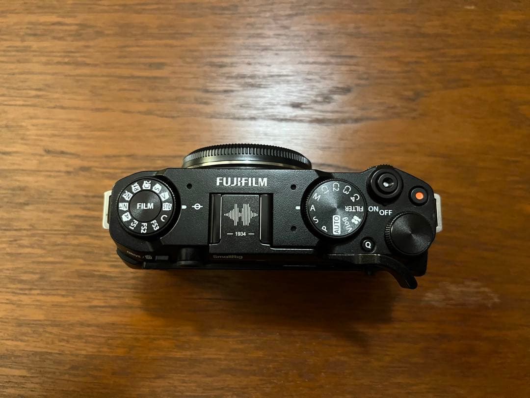 FUJIFILM X-M5 ボディ ブラック 美品SmallRigサムレスト付