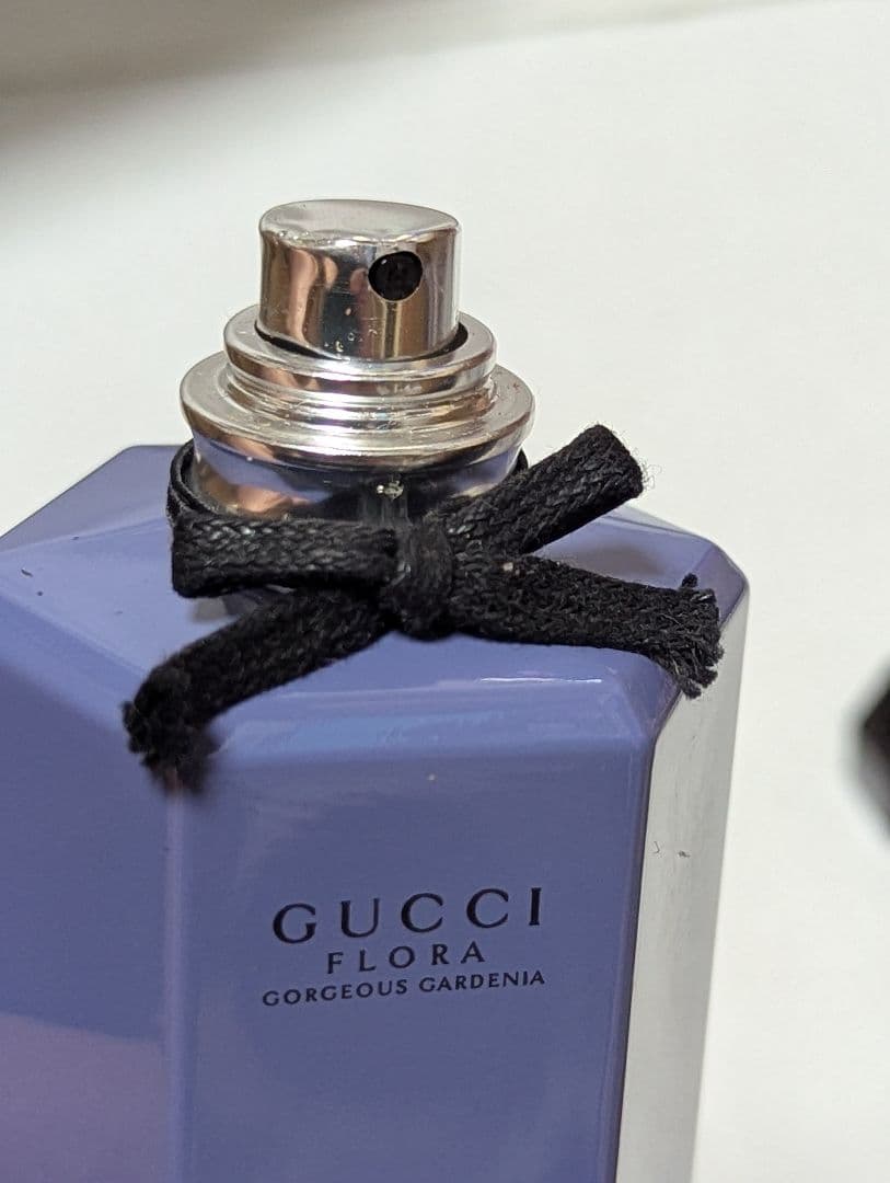 グッチフローラゴージャスガーデニアラベンダーオードトワレ100ml