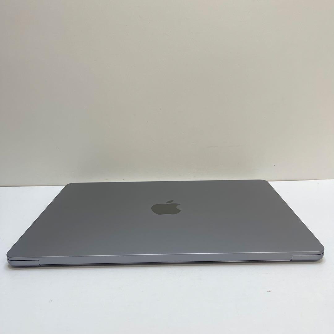 Macbook Air 2022 M2 8GB SSD256GB 13.6インチ