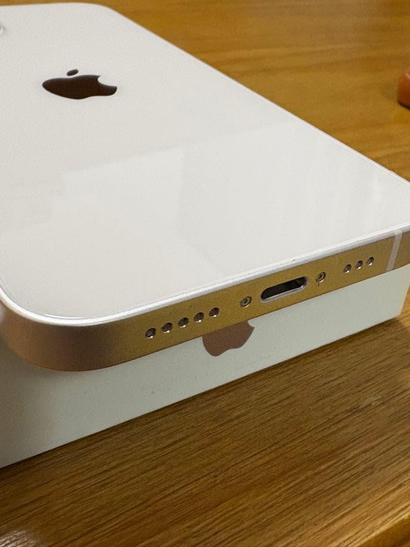 iPhone13本体　128G ピンク　美品