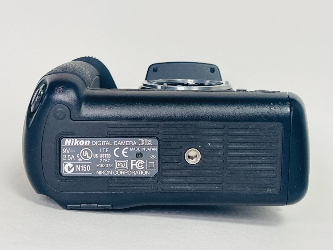 Nikon ニコン D1x デジタル一眼レフカメラ