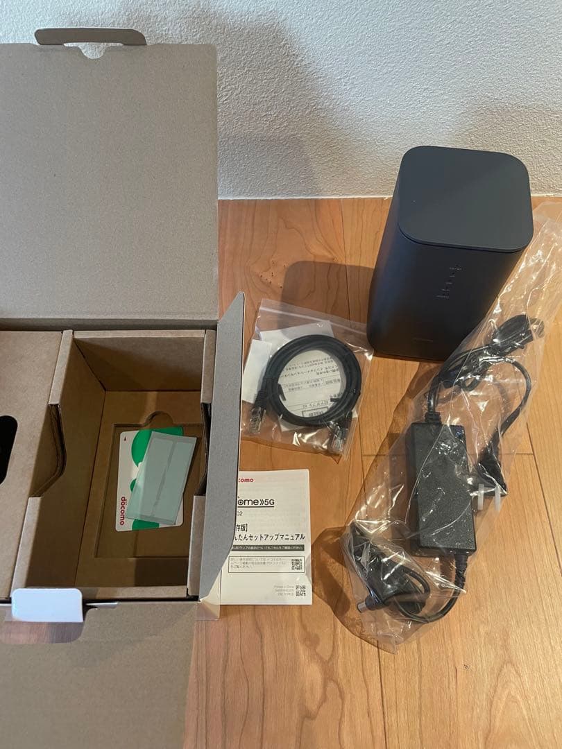 ほぼ新品！　docomo 5G HR-02