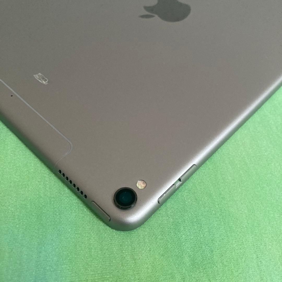 205【早い者勝ち】iPad Pro 256GB 10.5インチ SIMフリー☆