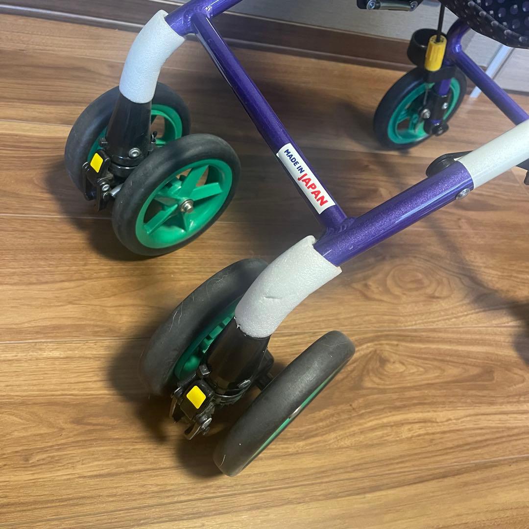 美品‼️ ウィズワン　ライトステップ タイニーW シルバーカー 軽量 折りたたみ