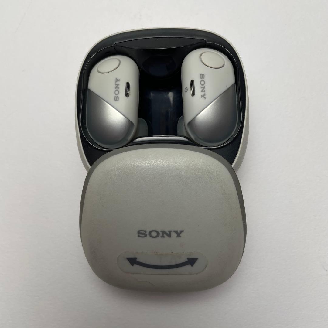 SONY ワイヤレスイヤホン シルバー 充電ケース付き