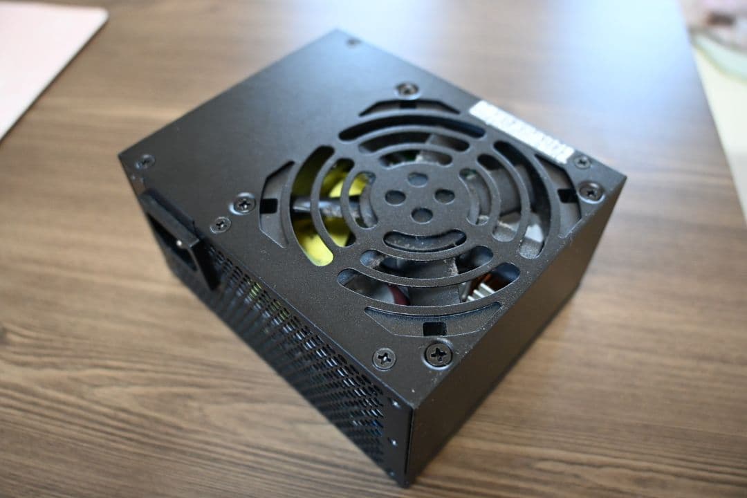 玄人志向 600W SFX電源ユニット