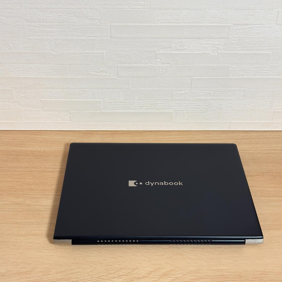 Dynabook　10世代i5　高年式　極美品　LTE　SSD　メモリ大盛　37