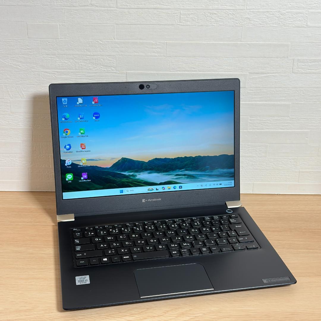 Dynabook　10世代i5　高年式　極美品　LTE　SSD　メモリ大盛　37