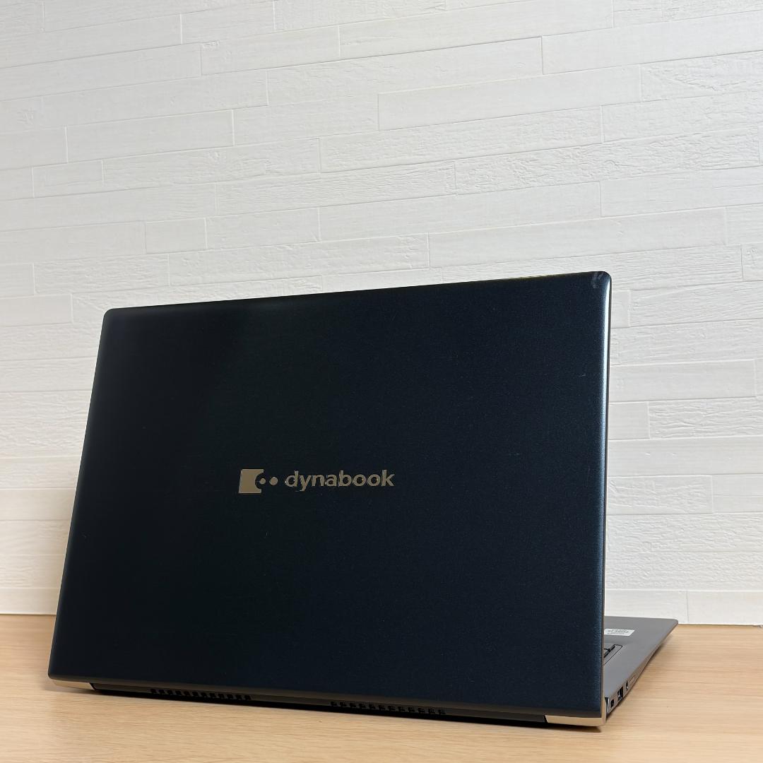 Dynabook　10世代i5　高年式　極美品　LTE　SSD　メモリ大盛　37