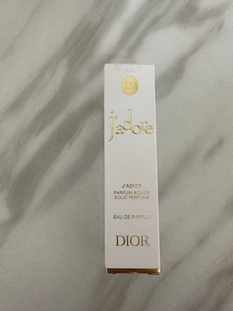 Dior J'adore ソリッドパフューム