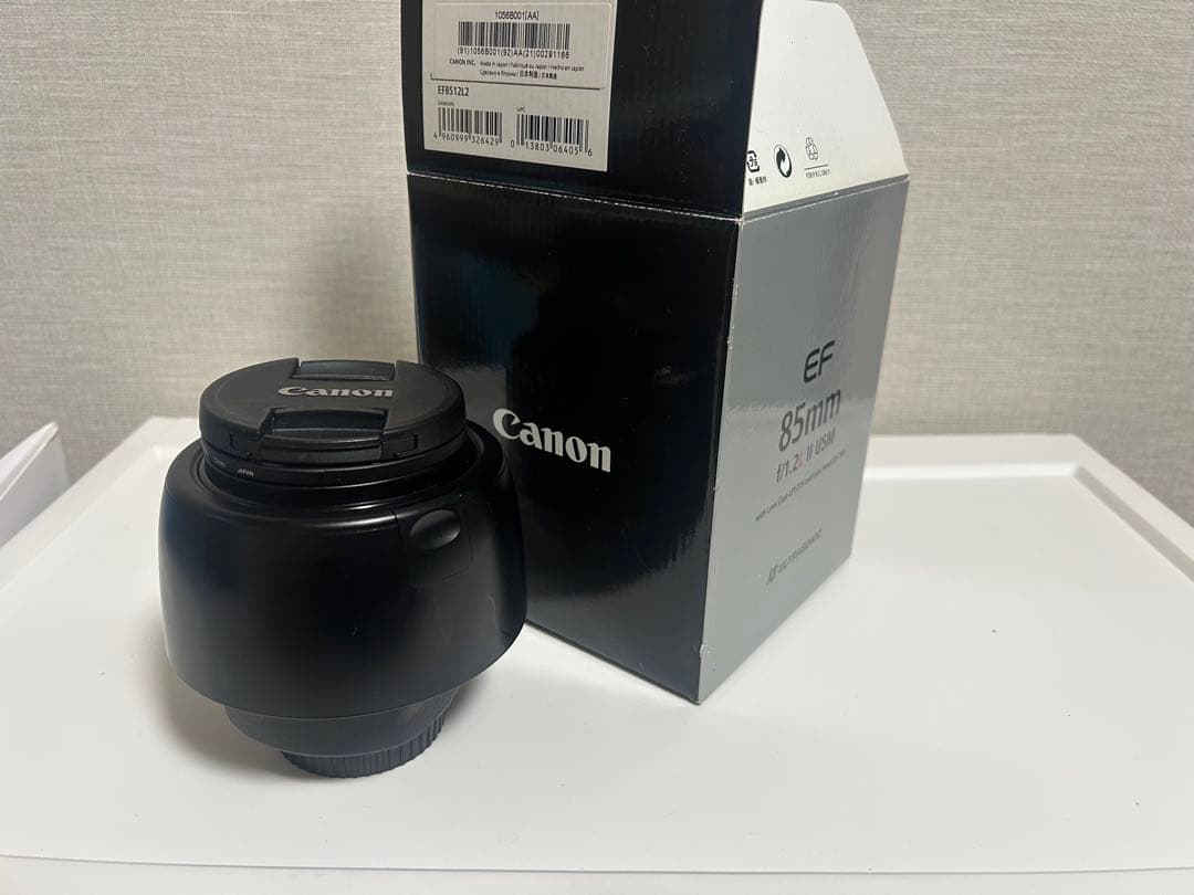 Canon EF 85mm f/1.2 L II USM（フード・元箱付）