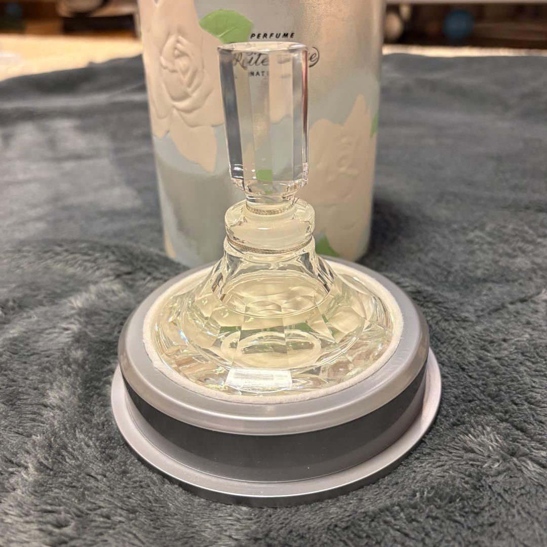 新品•未開栓　ホワイトローズナチュラル　32ml
