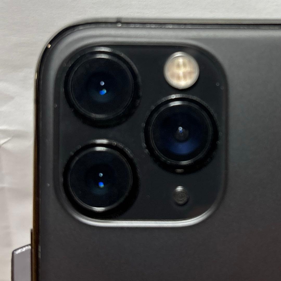 iPhone11プロ64ギガ　純正バッテリー90%残債なし