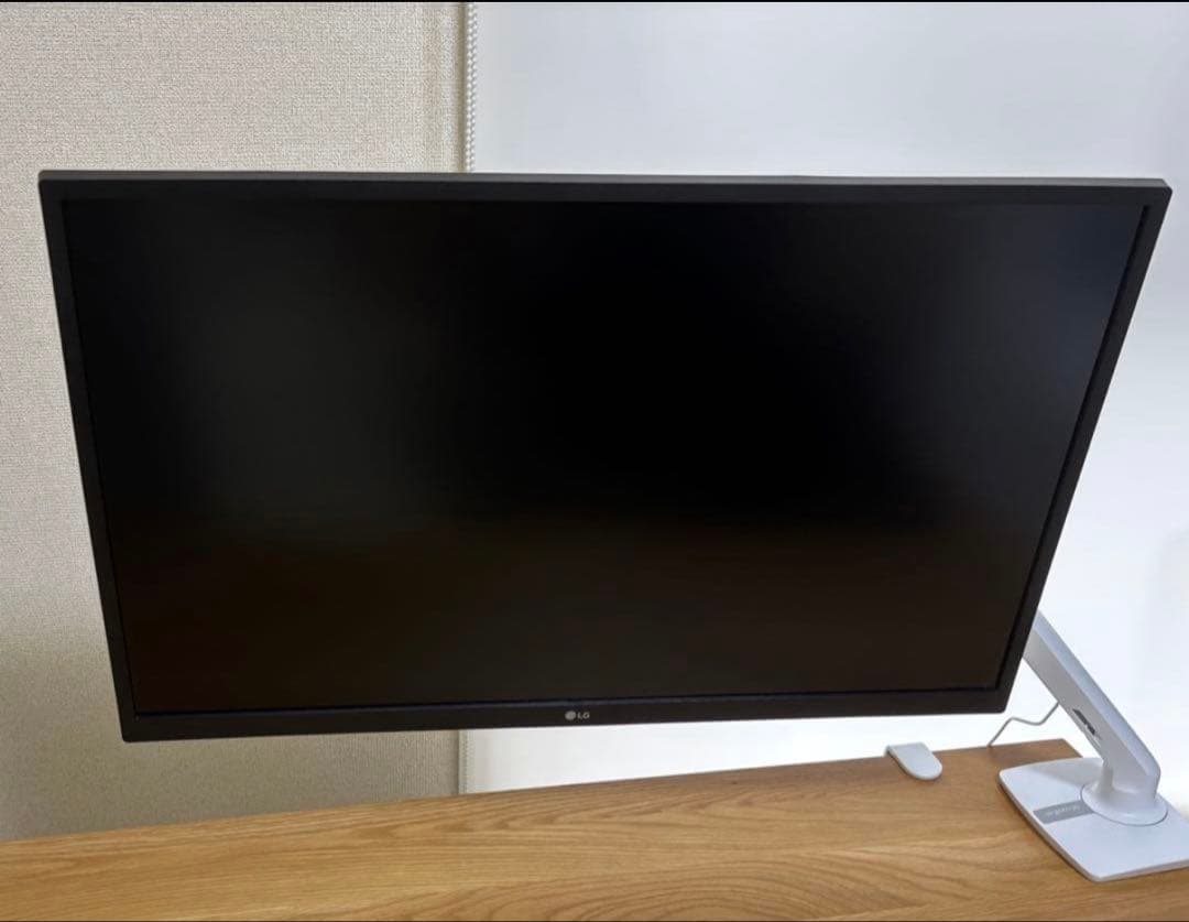 LG 4Kモニター本体 27UL550-W [27インチ]