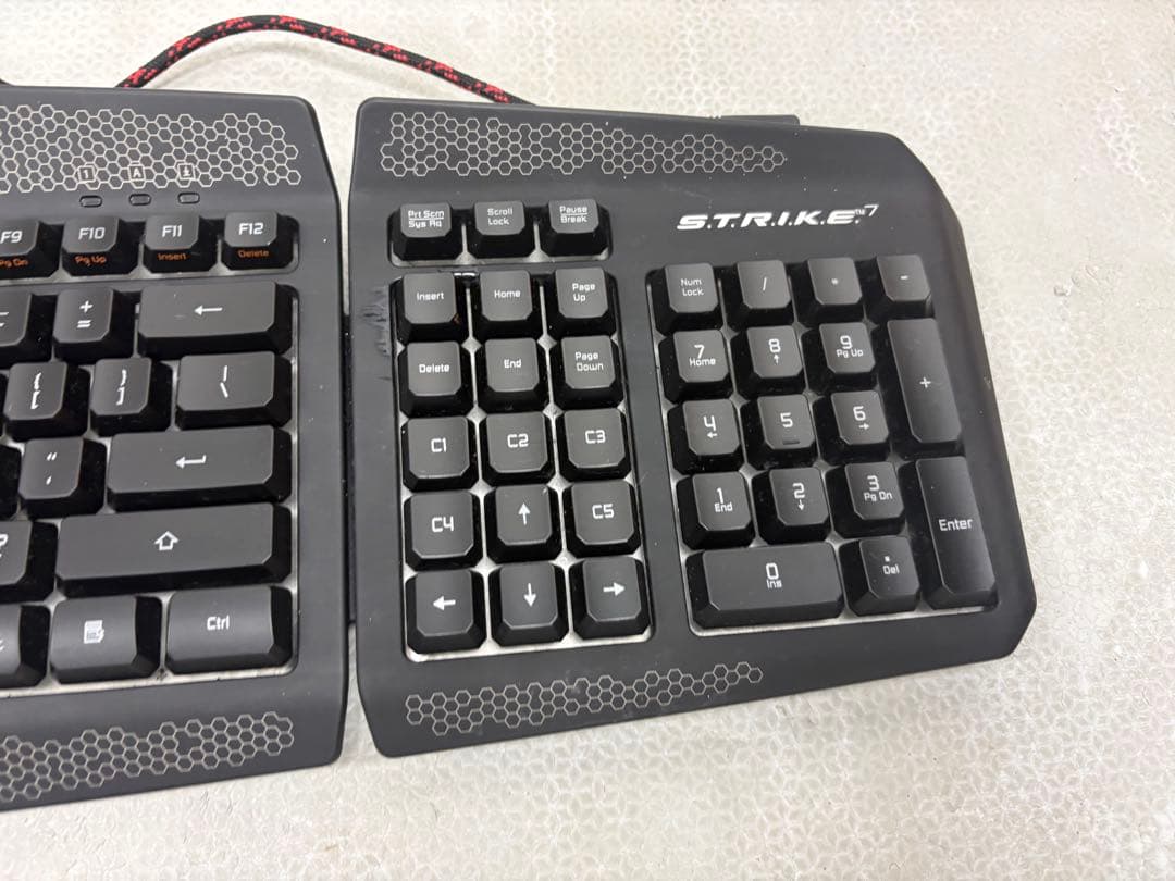 【未動作】S.T.R.I.K.E.7 ゲーミングキーボード