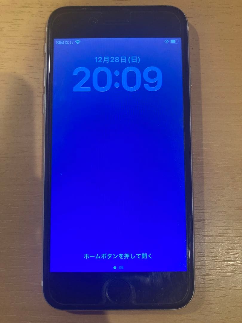 Apple iPhone se 第2世代 64GB ホワイト　SIMフリー