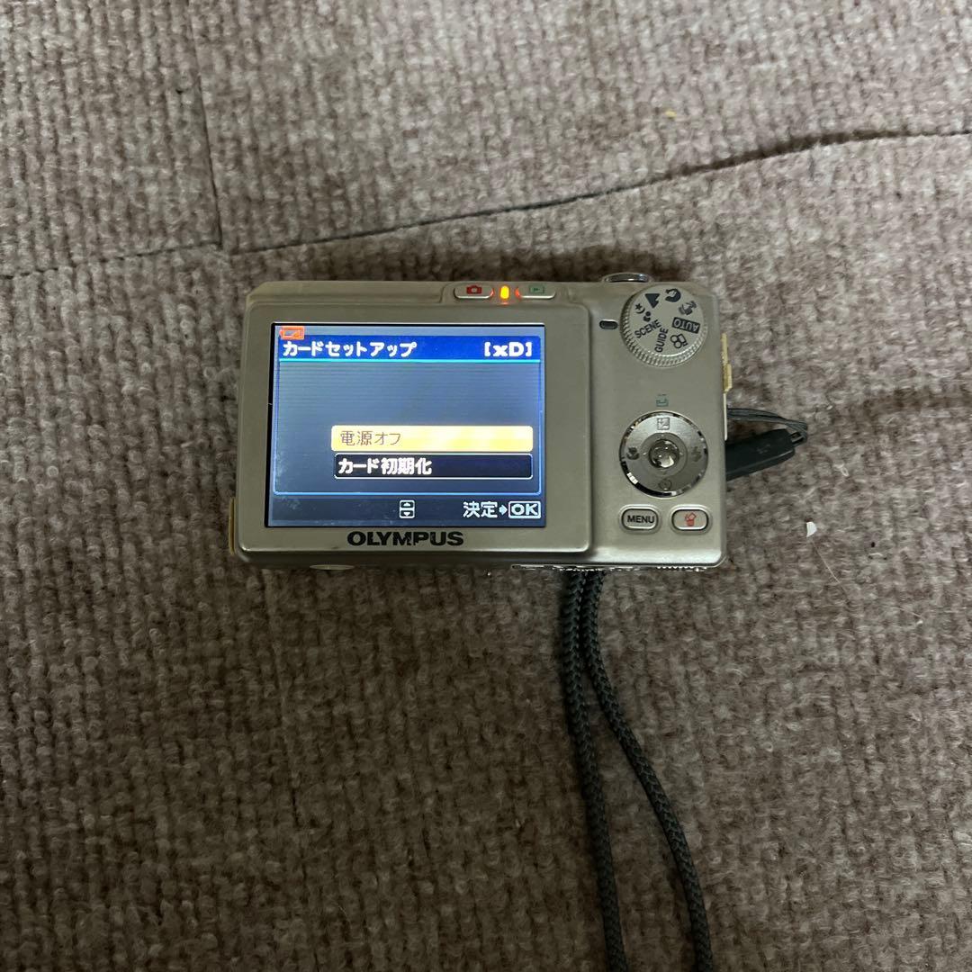 OLYMPUS FE-220 7.1メガピクセル コンパクトデジタルカメラ