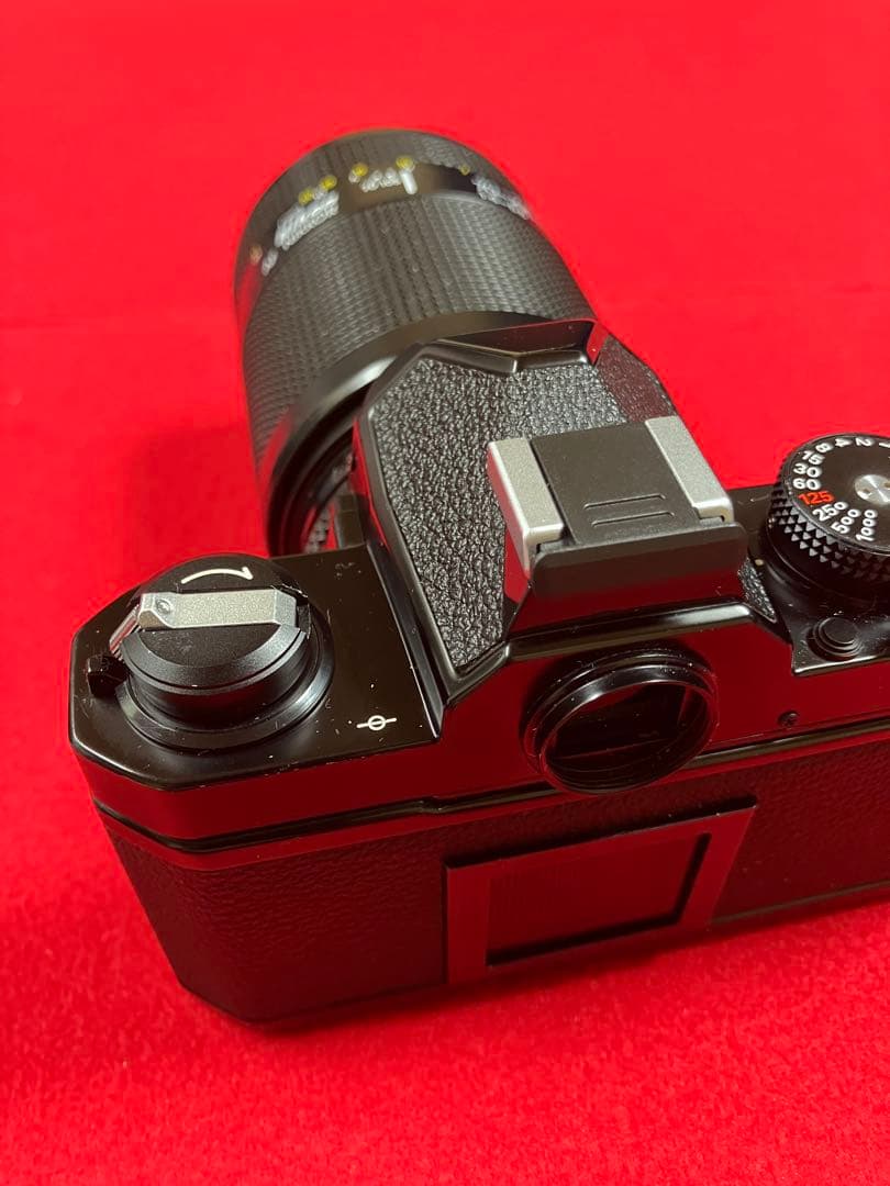 衝撃 これが極上品 FM ブラック ＯＨ済み70-210mmズ-ム付き