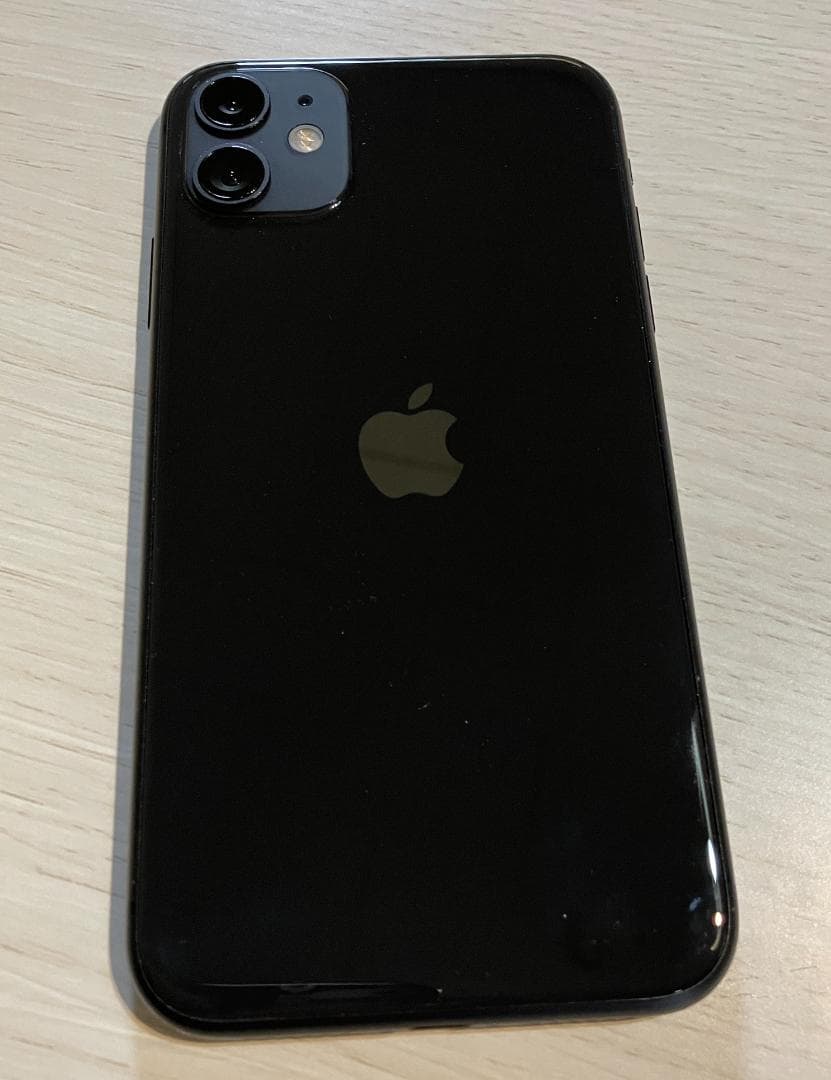 iPhone11 ブラック 128GB SIMフリー 画面キズ有