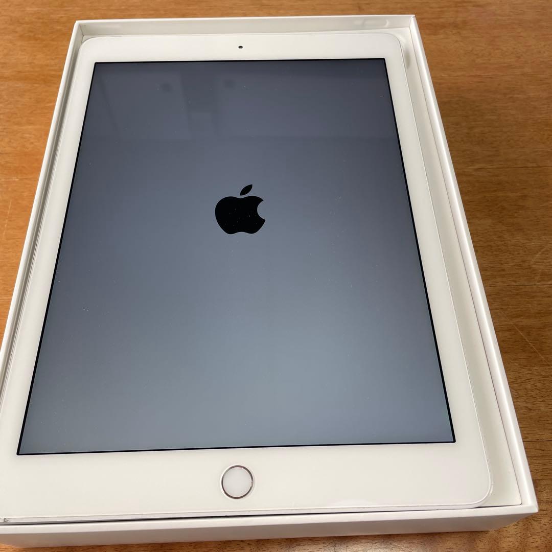 iPad Air2 64GB Wi-Fiモデル　シルバー