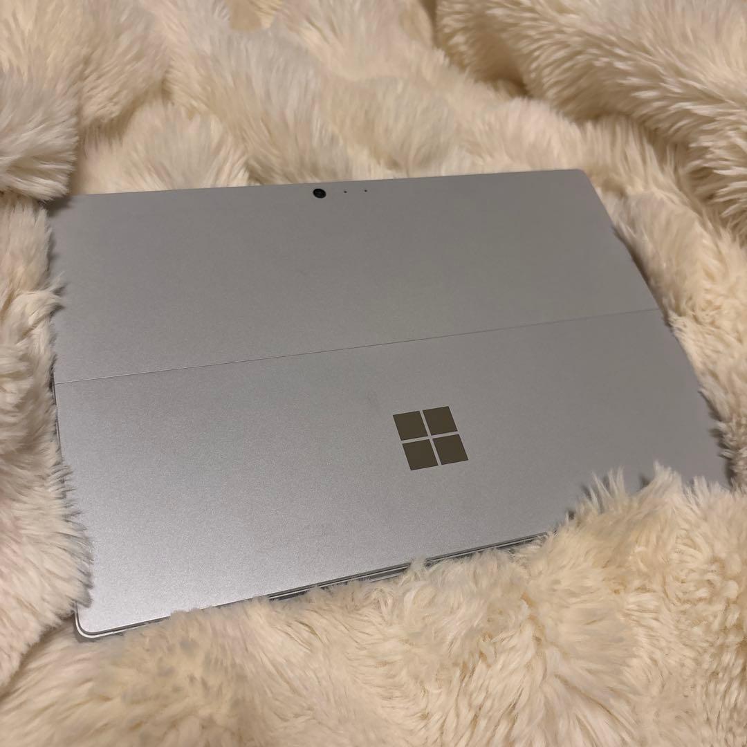 Microsoft Surface タブレット本体 充電器付き（箱無し）