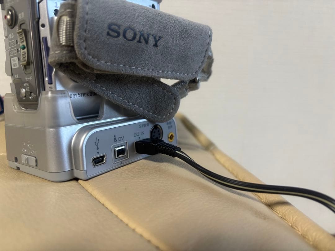 ソニー Sony ハンディカム　ビデオ　カメラ　ＤＣＲ　ＰＣ　109 コンパクト