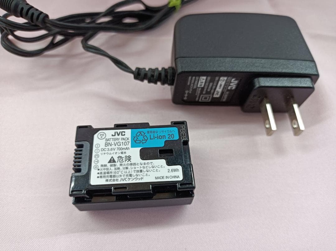 都《VFLJM》JVC ケンウッド　GZ-HM133-R　ビデオカメラ