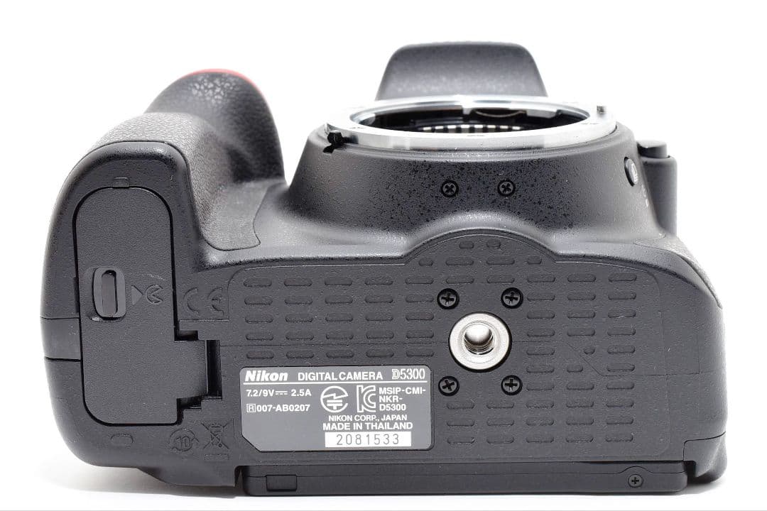ショット数激少！美品✨️Nikon D5300✨️ダブルズーム✨️Wi-Fi対応