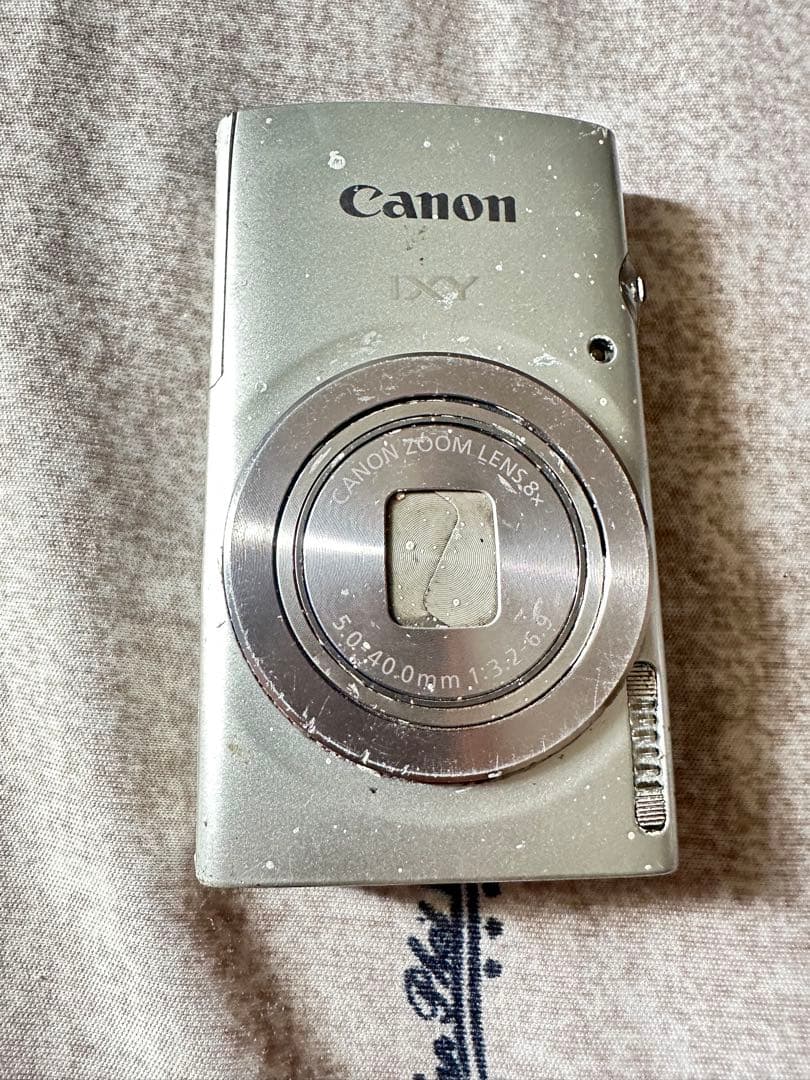 美品　CANON IXY 180 デジタルカメラ　シルバー