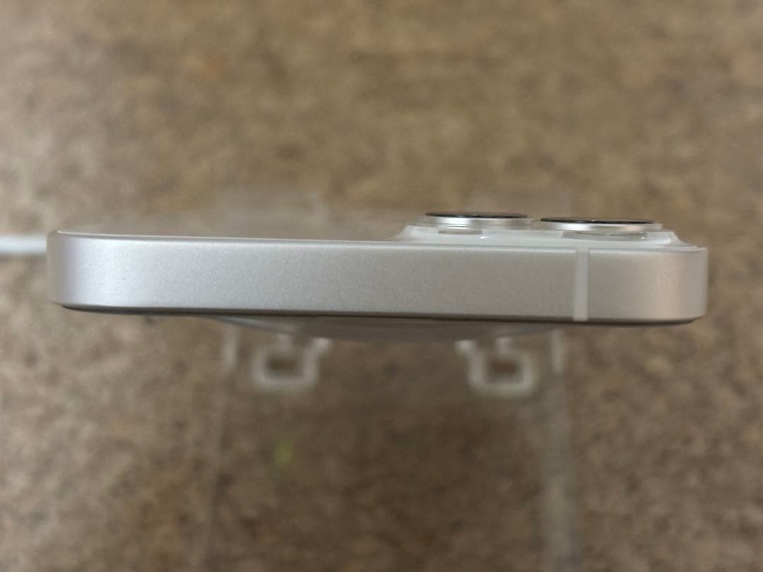 【部品取り】iPhone13 スターライト ジャンク