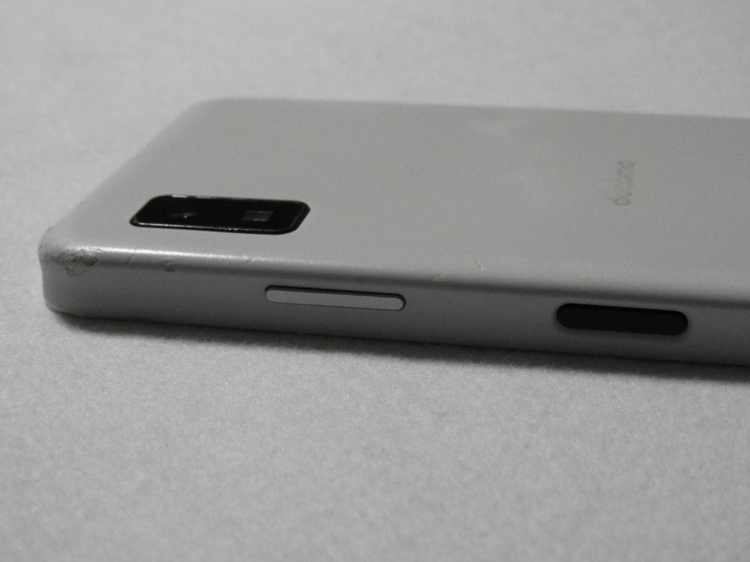 SHARP AQUOS wish3 SH-53D docomo SIMフリー