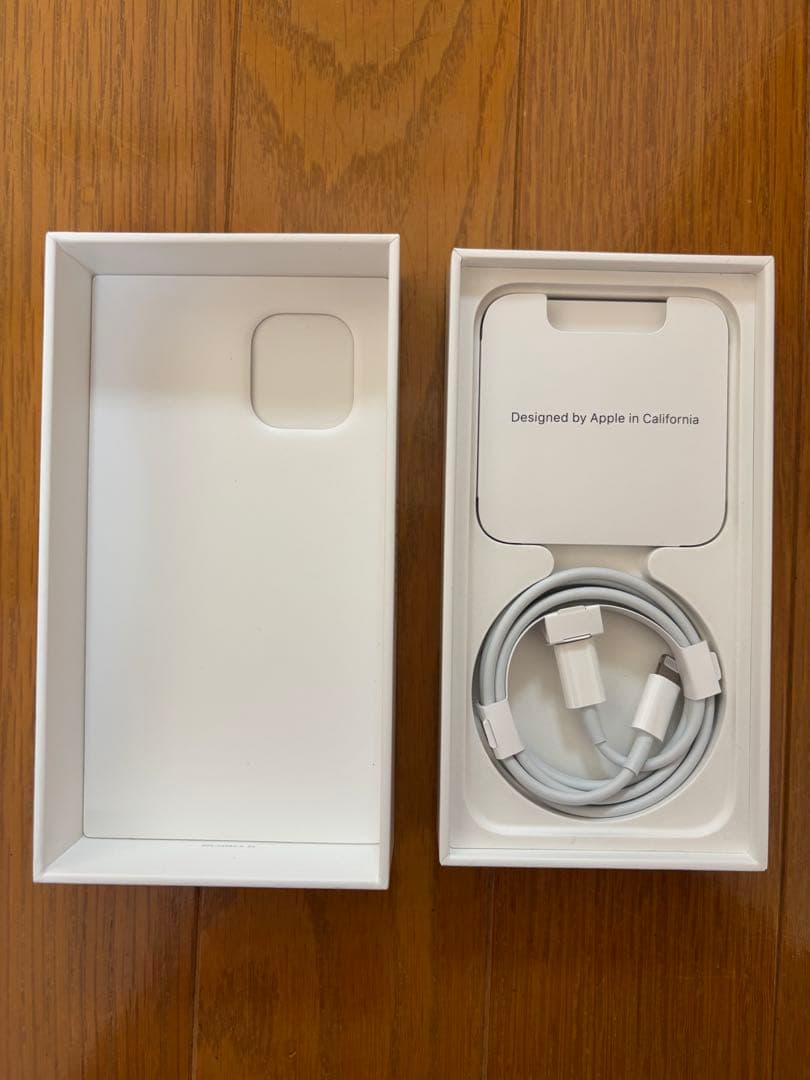 iPhone12mini 128GB SIMフリー箱ケーブル付、画面割れなし